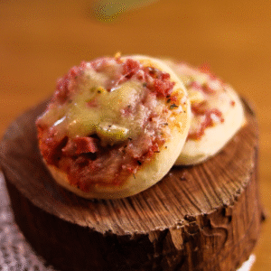 Mini Pizza Calabresa